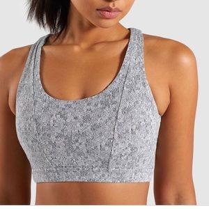 NWT!! GYMSHARK!! Fleur texture sports bra!